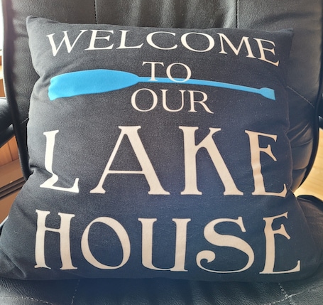 Image of Beautiful Lake House for Rent