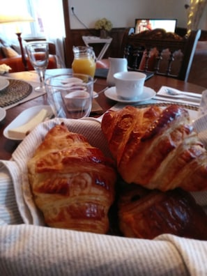 Breakfast meal