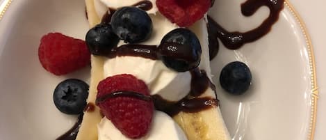 Breakfast Banana Split