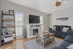 Electric fireplace