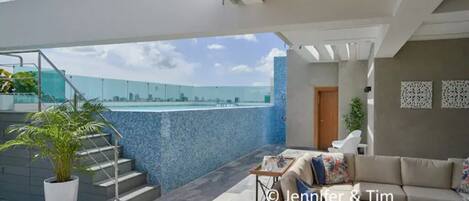 Beautiful Shared Rooftop Terrace comes with an Infinity Pool and stunning views.