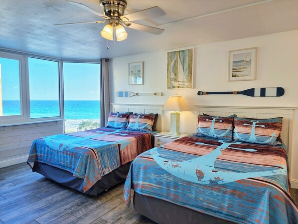 Cozy Direct  Beachfront Studio.