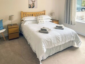 Double bedroom | Dalnafeidh Beag, Appin