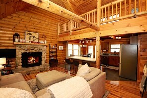 Open concept log cabin