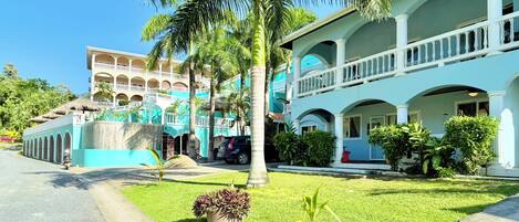 Roatan Lodge 504 (1)
