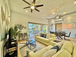Living Room (1)