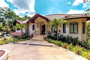 Mila Casa (1)