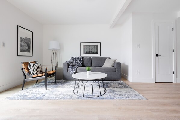Living room | Front