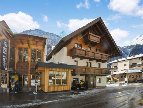 Holiday Home Exterior [summer]