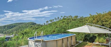 Holiday Home Swimming Pool