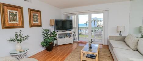 St. Augustine Beach Rentals Living Room