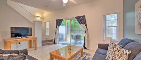 Kissimmee Vacation Rental | 3BR | 2.5BA | 1,291 Sq Ft | 1 Step to Enter