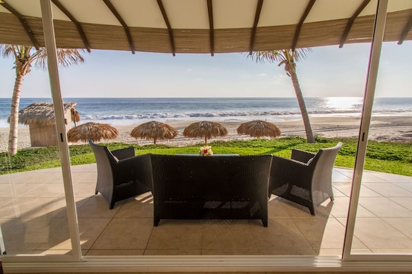 Amazing Oceanfront Views with Residences available on floors 1 - 4.