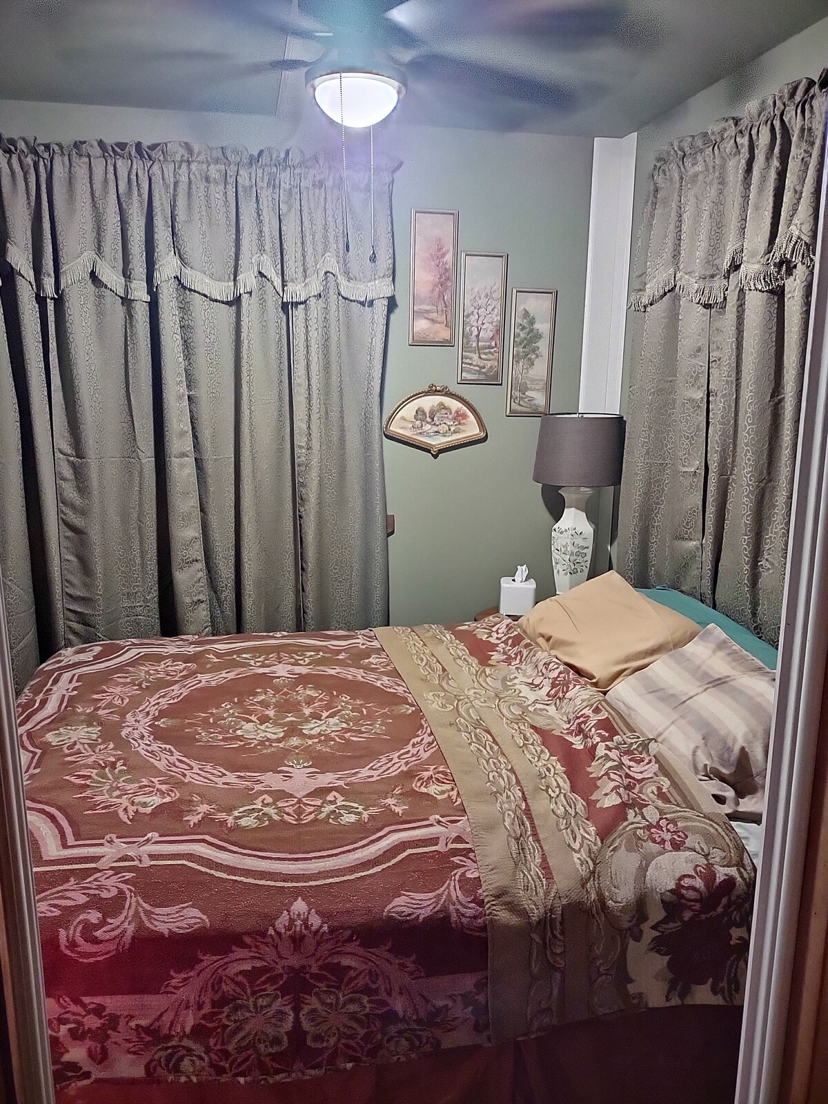 Main Image