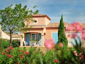 Extérieur maison de vacances [été]