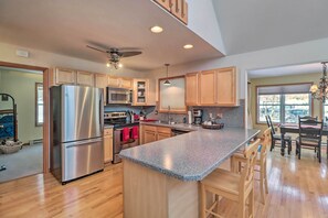 Kitchen | Fully Equipped | Cooking Basics
