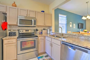 Fully Equipped Kitchen | 1st Floor | Dishwasher