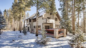 Bystone Villa Retreat in Winter