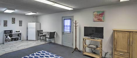 Kingman Vacation Rental | Studio | 1BA | 1,000 Sq Ft | Access by Stairs