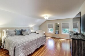 King Bedroom 1