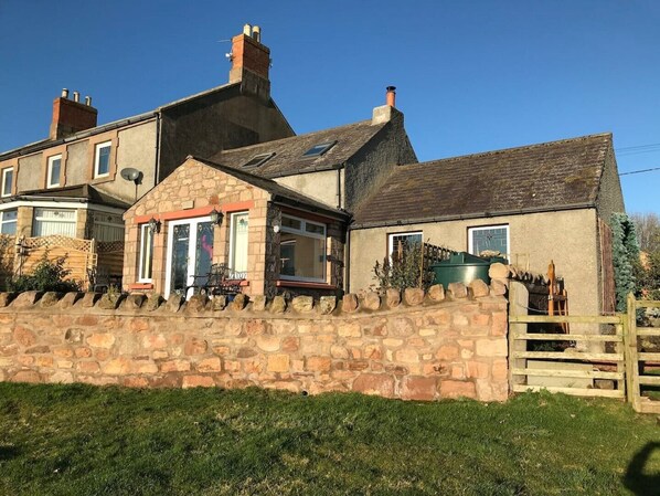 From the cottage there are outstanding views towards the Cheviots and the Coast