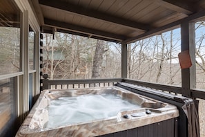 Hot tub for your enjoyment.