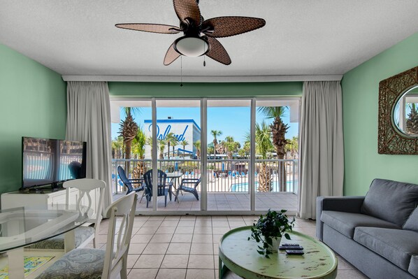 Lovely Destin West Gulfside 203