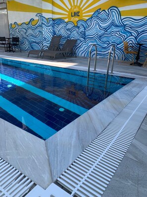 Utomhuspool