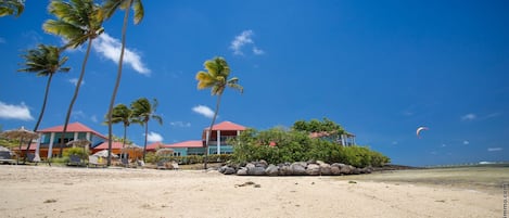 Suite Maorie , location de villa Cap Est Martinique sur la plage