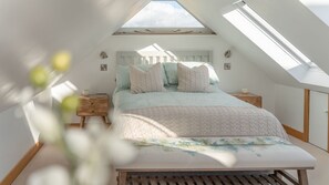 Bedroom, Hillview Hideaway, Bolthole Retreats