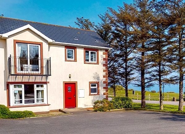 Seacliff Holiday Homes, Seaside Holiday Accommodation in Dunmore East County Waterford