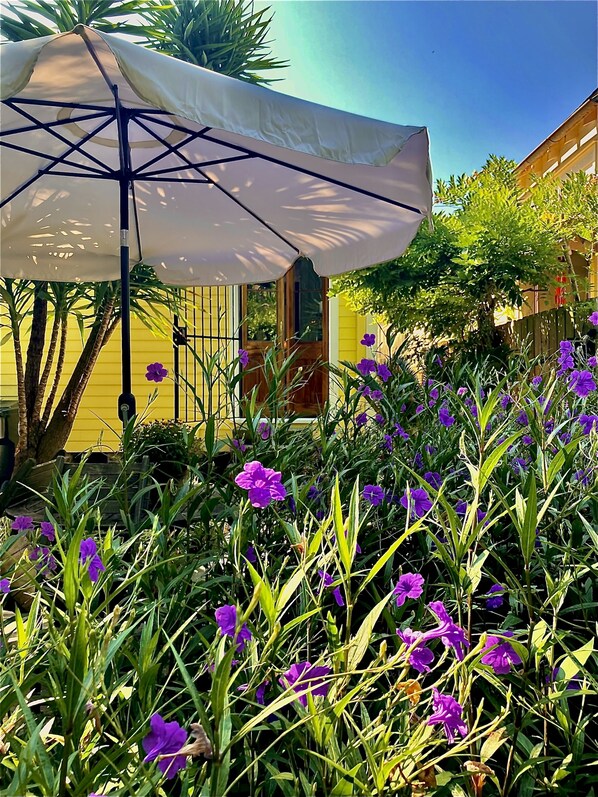 Garden entry to rental space