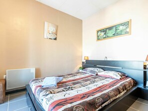 Propriété, Cadre, Confort, Bâtiment, Bois, Textile, Cadre De Lit, Design Intérieur, Sol, Sol