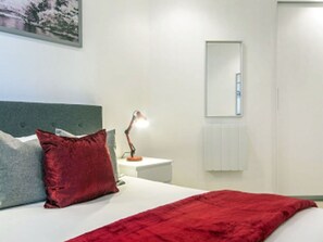 Propriété, Confort, Cadre, Bois, Sol, Design Intérieur, Sol, Mur, Rouge, Dur