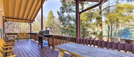 Payson Vacation Rental | 3BR | 2BA | 1,008 Sq Ft | Stairs Required for Access