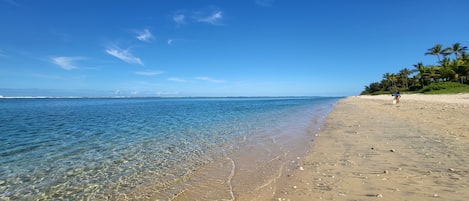 Plage de Trou d'Eau lagon