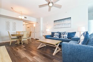 The Palms of Destin 11115 - Living Area to Dining Area