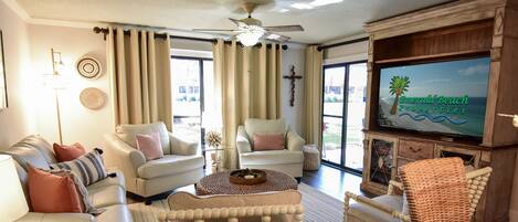 Welcome to Turtle Retreat Villa, Edgewater Villa 2901 in beautiful Panama City Beach, FL!