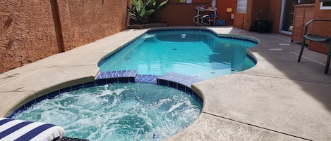 jetted spa and heated pool (seasonal)