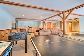 Game Room | Foosball Table | Ping Pong Table