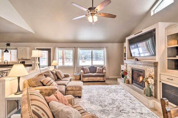 Kalispell Vacation Rental | 3BR | 2BA | 2 Entry Steps | 2,000 Sq Ft