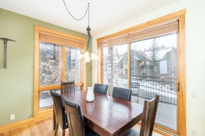 Dining area to deck