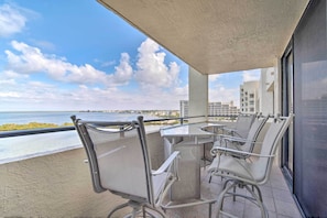 Balcony w/ Coastal Views