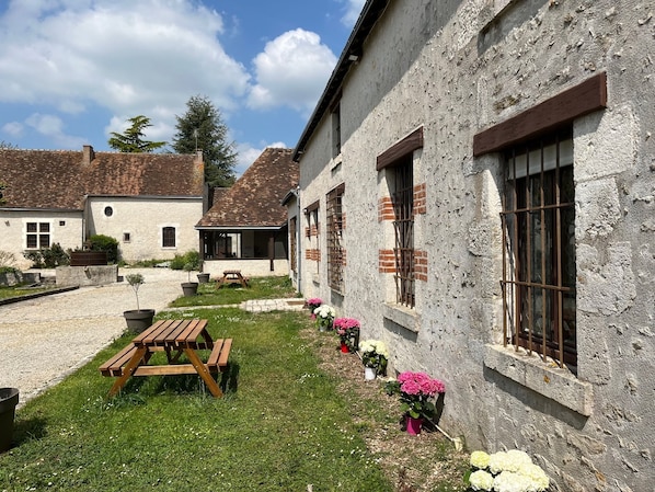 Enceinte de l’hébergement