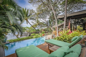 Infinity pool over looking the ocean