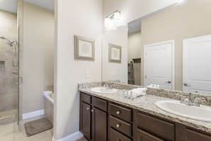 22-Alerio-C201-Bathroom