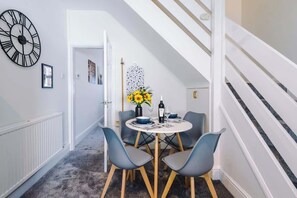 Open plan dining area, perfect for a sit-down evening meal.