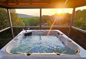 Bain à remous extérieur