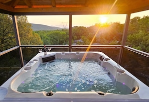 Bain à remous extérieur