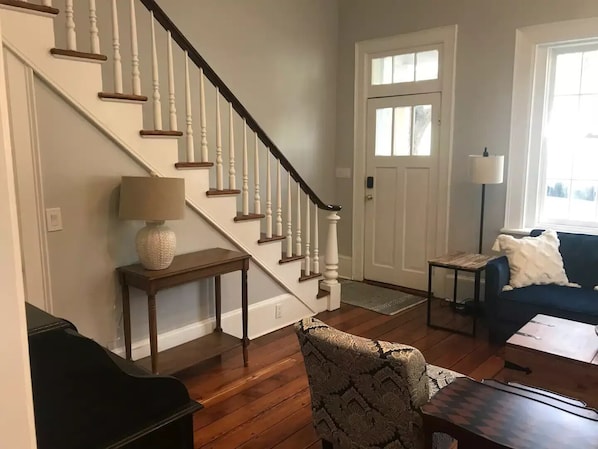 12 Foot ceilings in Victorian home